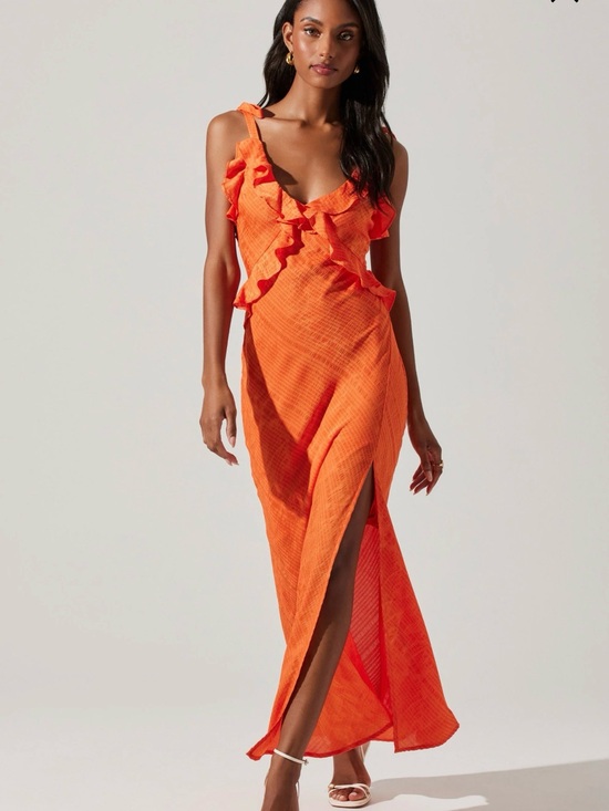 Astr Dresses & Skirts - Astr Sorbae Orange Textured Ruffle Dress